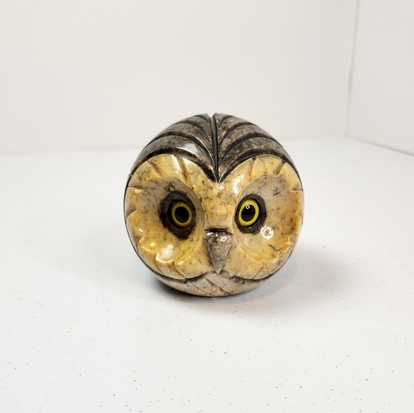 Alabaster Owl Paperweight Carved Italy Stone Decor Vintage 1940s Boho Figurine - Picture 1 of 7